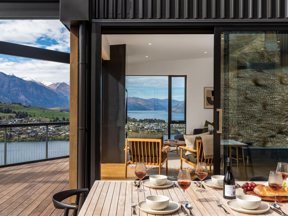 A Twist on Oliver’s Queenstown