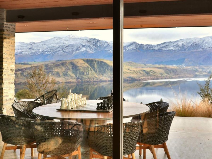 https://www.majordomo.co.nz/luxury-accommodation/the-lake-villa-at-stoneridge-retreat-queenstown-exclusive-use/