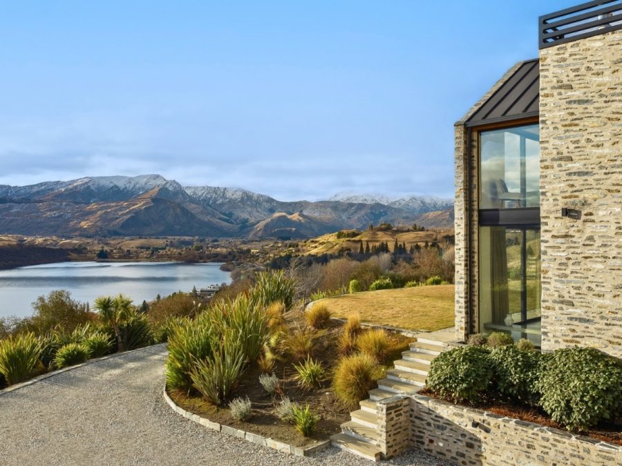 Noa by the Lake Queenstown