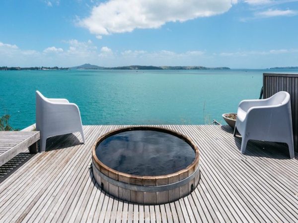 Oneroa Clifftop Waiheke Island